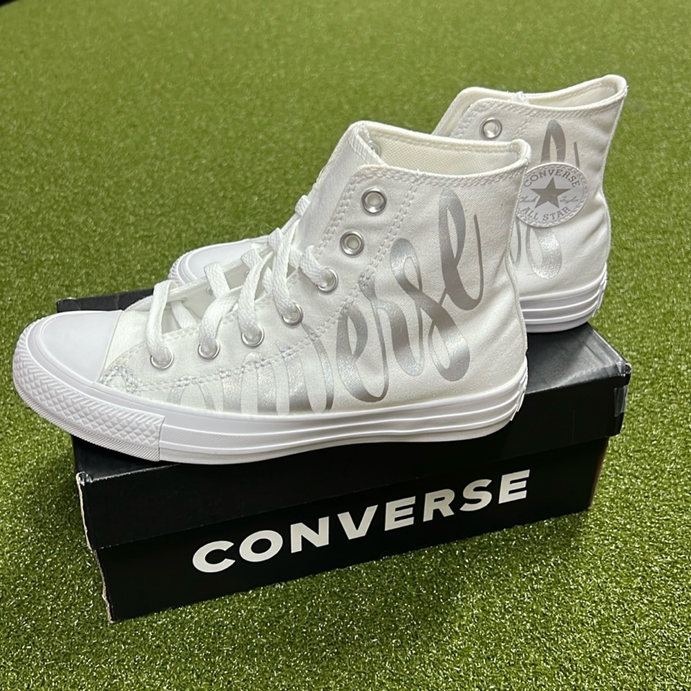 Wmns Chuck Taylor All Star High 'Metallic Script Logo - White' Size 6